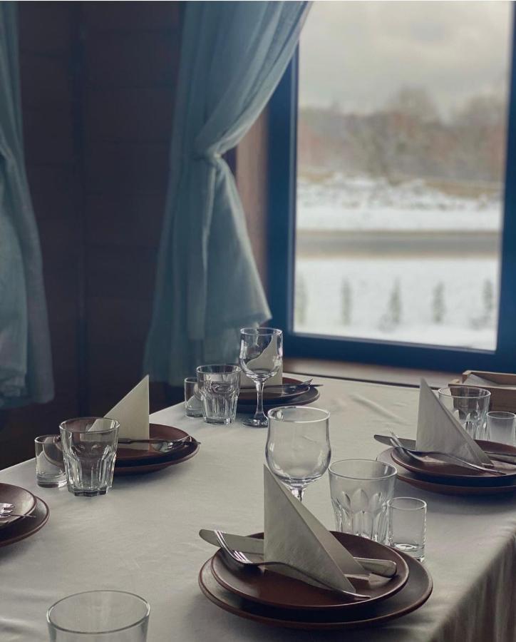 Готель Kolyba Club Станишівка Екстер'єр фото