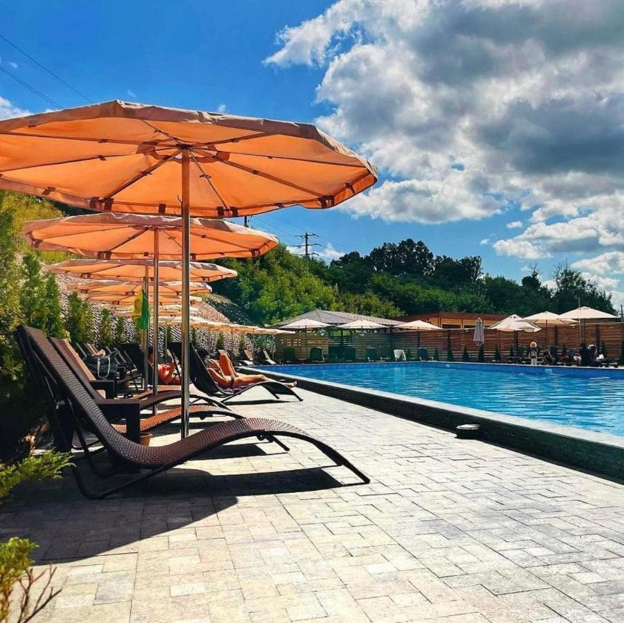 Готель Kolyba Club Станишівка Екстер'єр фото